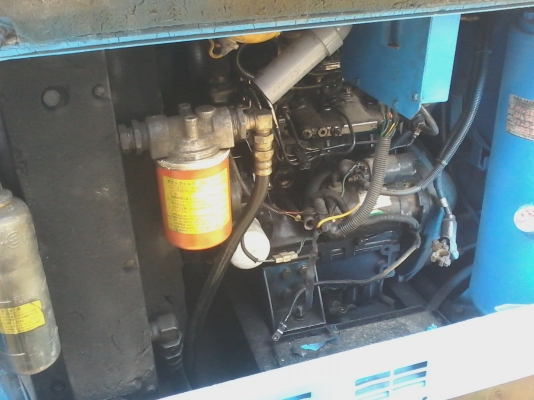 ขายปั๊มลม AIRMAN รุ่น PDS 90 เครื่องยนต์ดีเซล 3 สูบ สินค้าเก่านอก ปรับสภาพพร้อมใช้งาน  มีล้อลากในตัว ราคา 67,000 บาท