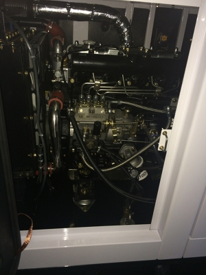 เครื่องปั่นไฟ 13KW 1 เฟส เครื่องปั่นไฟ 13KW 1 เฟส