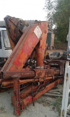 ขายเครนติดหลังรถบรรทุก มี 2 ตัว ราคารวม 2 ตัว 46,000 บาท