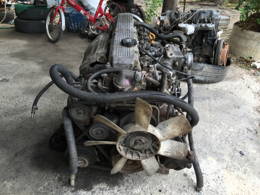 เครื่องยนต์ โตโยต้า  แลนด์ครุยเซอร์