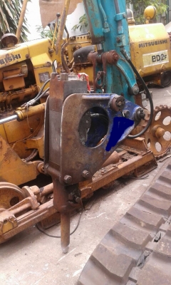 ขายรถขุด PC 30 รุ่น 7 พร้องบุ้งกี๋และหัวเจาะ รถเก่านอก 495,000 บาท เฉพาะหัวเจาะ ราคา 100,000 บาท
