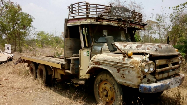 ขายรถแม็กโค โคมัสสุ PC 120-3 พร้อมเทเลอร์ ( เล่มทะเบียนทั้ง 2 คันครับ ) ขายรถแม็กโค โคมัสสุ PC 120-3 พร้อมเทเลอร์ ( เล่มทะเบียนทั้ง 2 คันครับ )