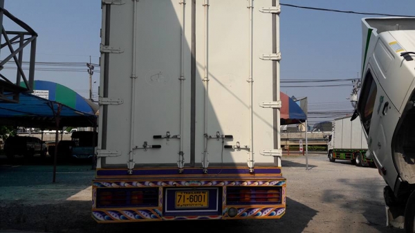ขายรถ6ล้อตู้สิบบานHINO FG8JRLA ปี2013 เครื่อง 212แรงม้า ตู้ยาว 7.50เมตร รถสวยสภาพดี