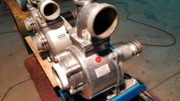 ขายปั๊มนํ้าสภาพดีพร้อมใช้งาน