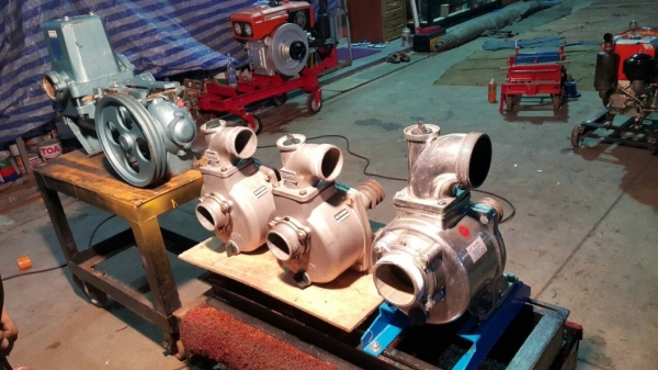 ขายปั๊มนํ้าสภาพดีพร้อมใช้งาน