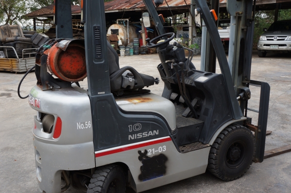 ขายรถฟอร์คลิฟต์  NISSAN L01 GSเหมือนใหม่ ผ่านการใช้งานมาเพียง 720 ชม เท่านั้น