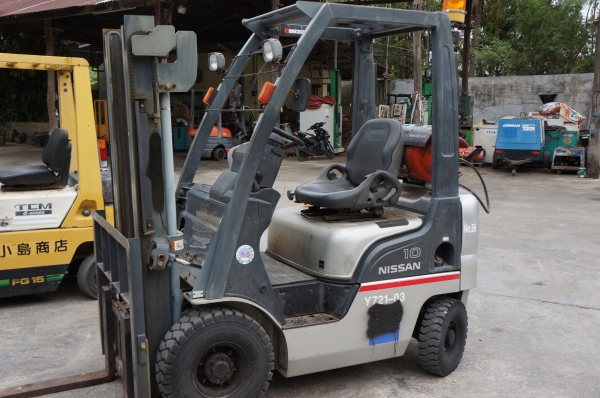 ขายรถฟอร์คลิฟต์  NISSAN L01 GSเหมือนใหม่ ผ่านการใช้งานมาเพียง 720 ชม เท่านั้น