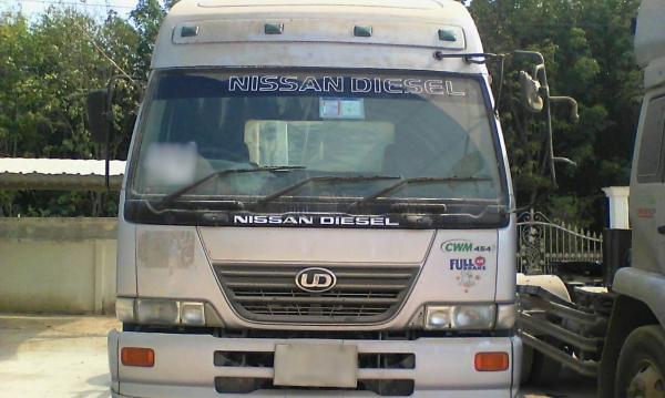 ขาย UD 350 แรง ปี51 ด่วนๆ