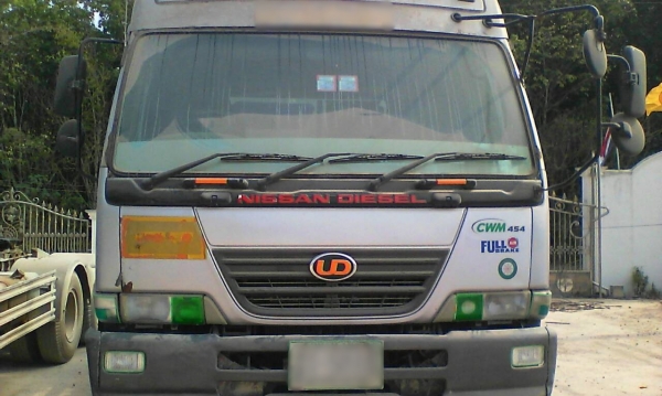 ขาย UD 350 แรง ปี51 ด่วนๆ