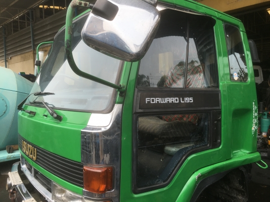 ขายหัวเก๋ง อีซูซุ ร็อกกี้ หัวรถญี่ปุ่น ตรงรุ่นไทย สภาพสวย