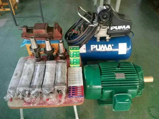 ขายเหมา 1 แสน เครื่องปั๊ม 30 ตัน+มอเตอร์ 40 HP.+ปั๊มลม 3 HP.+กระบอกลม 80x200=5 ชิ้น+หัวทูลญี่ปุ่น BT50-2ชิ้น ขายเหมา 1 แสน เครื่องปั๊ม 30 ตัน+มอเตอร์ 40 HP.+ปั๊มลม 3 HP.+กระบอกลม 80x200=5 ชิ้น+หัวทูลญี่ปุ่น BT50-2ชิ้น