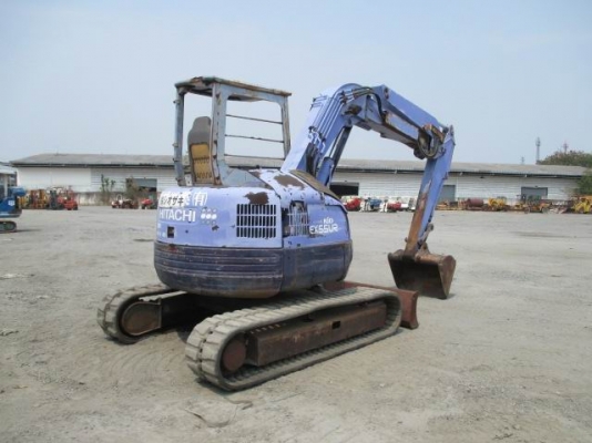 ขายรถขุดเล็ก EX55UR เครื่องยนต์ NISSAN TD23 แทรคยาง รถเก่านอกรถเก่านอก สภาพสวย ราคา 430,000 บาท