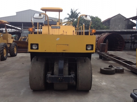 รถบด 7 ล้อยาง Sakai T600C เกียร์ออโต้ รถเก่านอก มีให้เลือกหลายคัน