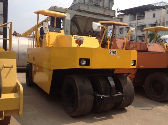 รถบด 7 ล้อยาง Sakai T600C เกียร์ออโต้ รถเก่านอก มีให้เลือกหลายคัน