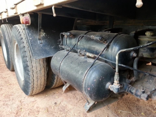 ขายรถ10ล้อ 2คานหน้า เครื่อง260เทอร์โบ มีระบบลากพ่วง รถสวยสภาพพร้อมใช้งาน เอกสารพร้อมโอน สนใจโทร 090-8588220คุณนะ 093-3258446คุณบิว หรือเข้าดูสินค้าอื่นๆได้ที่ www.truck.in.th/498 หรือเพจFacebook ณรงค์ ซื้อขายรถมือสอง (เว็บไซต์ส่วนตัว) หรือFacebook คุณนะ ร