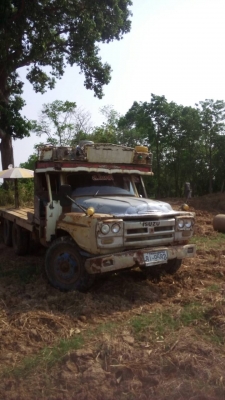 ขายสิบล้อแทนเลอร์สองเพลาเกียร์กลาง ขายสิบล้อแทนเลอร์สองเพลาเกียร์กลาง