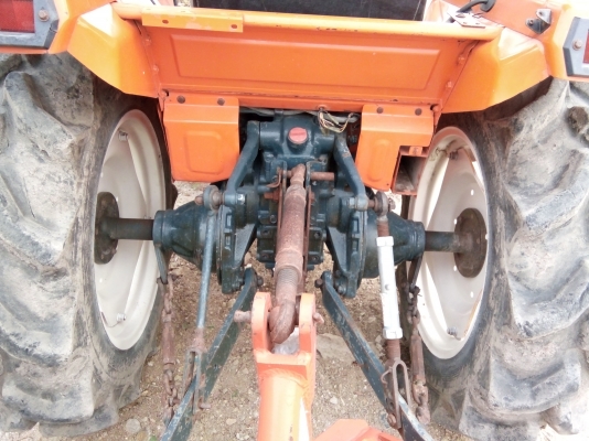 ขายคูโบต้าL1-24. 4WD พร้อม5 รถไร่แท้