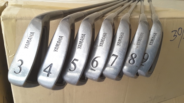 ชุดกอล์ฟ yamaha