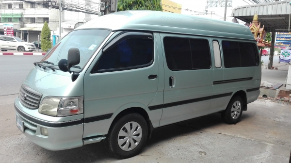 ขายรถตู้หลังสูง Commuter ปี45 เครื่องเดิมดีเซล 5L เครื่องดีแอร์เย็นCDครบไม่มีชนเจ้าของขายเอง