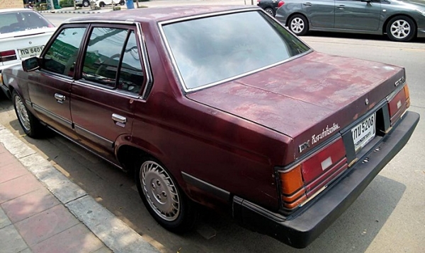 ขายได้ขาย Toyota Corona หน้าแหลม ขายได้ขาย Toyota Corona หน้าแหลม