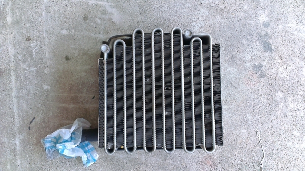 ขายคอยล์เย็น NISSAN B14 ขายคอยล์เย็น NISSAN B14