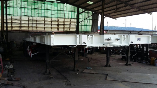 หางเทรลเลอร์พื้นเรียบ 40 ฟุต 3 เพลา