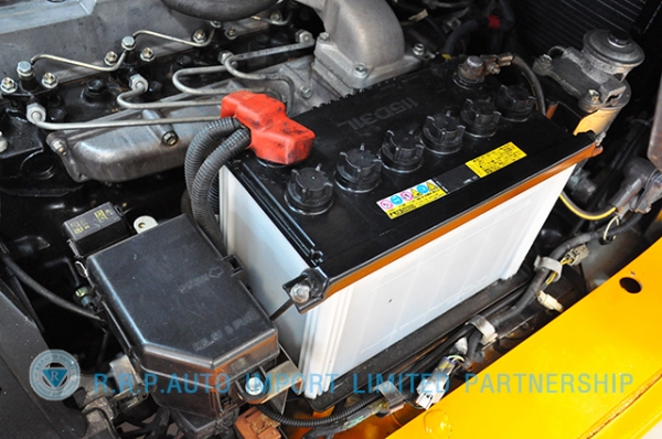 ขายรถโฟล์คลิฟท์มือสอง TOYOTA รุ่น7FD40-116177 ราคา 645,000 บาท นำเข้าจากประเทศญี่ปุ่น 100\% ไม่เคยใช้งานในไทย