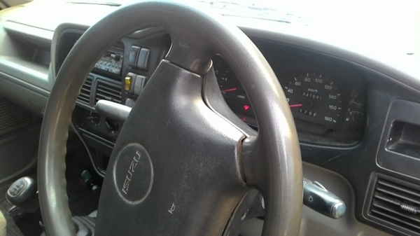 ขาย izuzu ดากอนอาย เครื่องดี คัชชีสวยทั้งลำ ราคาถูก ติดต่อ 0850245634 ขาย izuzu ดากอนอาย เครื่องดี คัชชีสวยทั้งลำ ราคาถูก ติดต่อ 0850245634