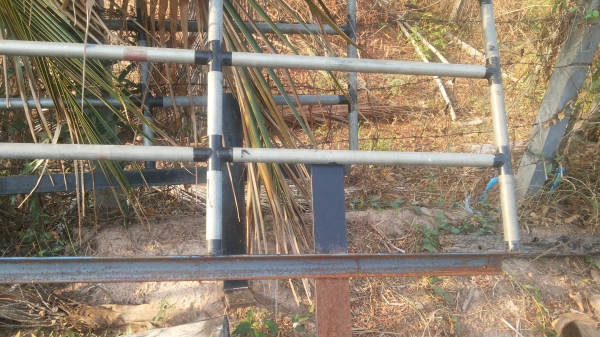 ขายกระบะรถ6ล้อพร้อมคอกเหล็ก