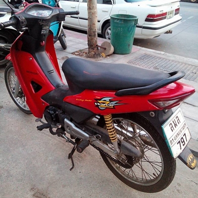 ขายได้ขาย Honda Wave Z 100u-box คลัทซ์มือ