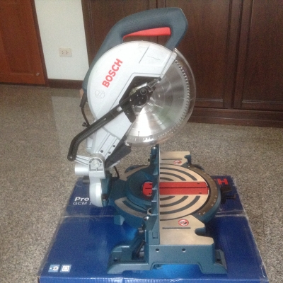 แท่นเลื่อยองศา BOSCH GCM 10 MX แท่นเลื่อยองศา BOSCH GCM 10 MX