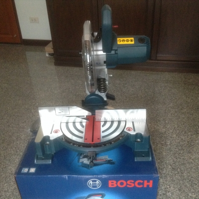 แท่นเลื่อยองศา BOSCH GCM 10 MX แท่นเลื่อยองศา BOSCH GCM 10 MX
