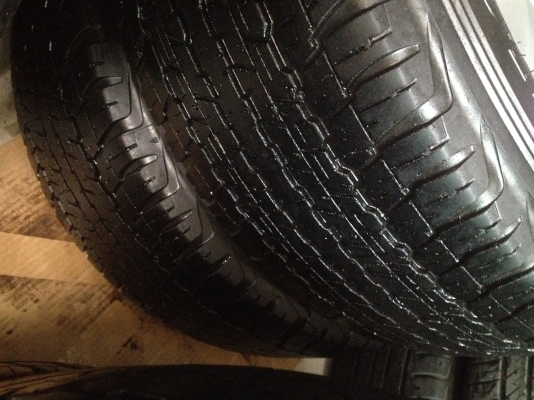 ขายล้อแม็ก All new Isuzu D-max ป้ายแดง 17"x7" et33 6รู139 + ยาง Dunlop 265/65r17 ปี 14 ขายล้อแม็ก All new Isuzu D-max ป้ายแดง 17"x7" et33 6รู139 + ยาง Dunlop 265/65r17 ปี 14