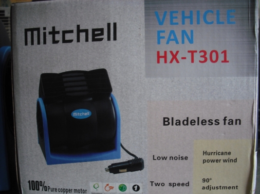 Huxin พัดลมติดรถยนต์ 12V รุ่น HX-T301 (Black/Blue) Huxin พัดลมติดรถยนต์ 12V รุ่น HX-T301 (Black/Blue)