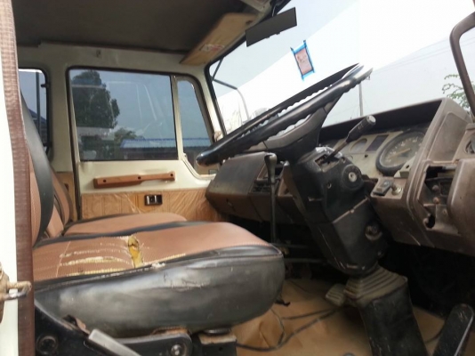 ขายดั้ม2เพลา เครื่อง195แรง รถสวย สโลยก เอกสารพร้อมโอน สนใจโทร 090-8588220คุณนะ 093-3258446คุณบิว หรือเข้าดูสินค้าอื่นๆได้ที่ www.truck.in.th/498 หรือเพจFacebook ณรงค์ ซื้อขายรถมือสอง (เว็บไซต์ส่วนตัว) หรือFacebook คุณนะ รถบรรทุก