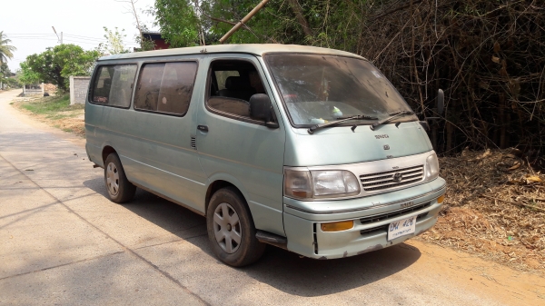 รถตู้ ส่งนักเรียนพร้อมใช้งาน ราคา 79000