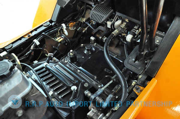 ขายรถโฟล์คลิฟท์มือสอง TOYOTA รุ่น 7FD18-10981 ราคา 295,000 บาท นำเข้าจากประเทศญี่ปุ่น 100\% ไม่เคยใช้งานในไทย