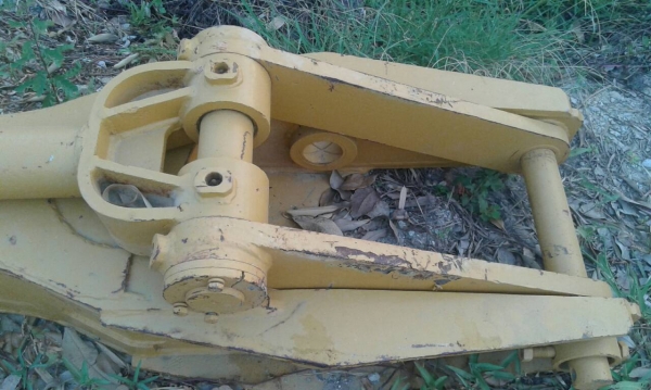 ขายตัวต่อปลายอาร์มสำหรับรถขุด ขนาด 200 ราคา 29,000 บาท