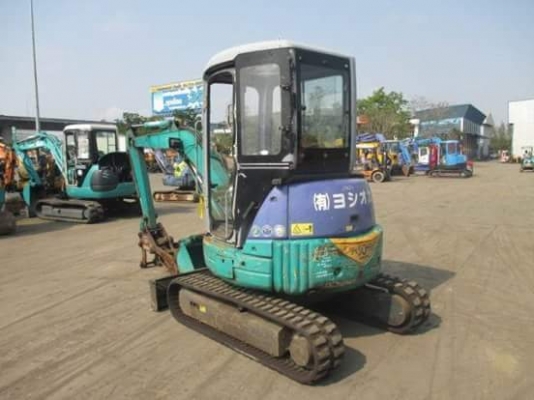 ขายรถขุด ยี่ห้อ : KOMATSU รุ่น : PC30MR-1  มีหัวเก๋ง-หัวคีบ "รถเก่านอกแท้ มีเอกสารใบอินวอย รถไม่เคยผ่านการใช้งานในไทย สนใจติดต่อ: 099-907-9273กิ๊ฟ