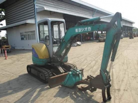 ขายรถขุด ยี่ห้อ : KOMATSU รุ่น : PC30MR-1  มีหัวเก๋ง-หัวคีบ "รถเก่านอกแท้ มีเอกสารใบอินวอย รถไม่เคยผ่านการใช้งานในไทย สนใจติดต่อ: 099-907-9273กิ๊ฟ