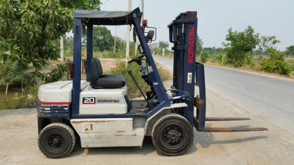 ขายด่วนรถยกKOMATSU FG20-11ยก2.0ตันเสาสูง3เมตรยางตัน4เส้นรถนอกนำเข้ายังไม่เคยใช้งานในเมืองไทยเลย=รุ่นใหม่ขายถูกๆๆ