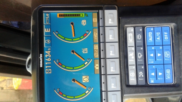 ขายรถแม็คโค komatsu pc128us-8