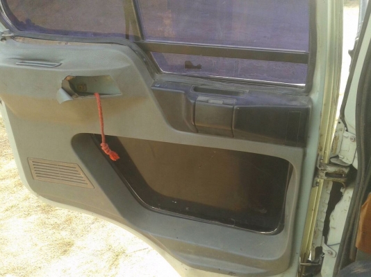 รถฮีโน่  6  ล้อดั้ม FF3H  195 แรงม้า. ปี 37.   สนใจติดต่อ  081 - 6079515