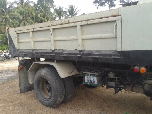 รถฮีโน่  6  ล้อดั้ม FF3H  195 แรงม้า. ปี 37.   สนใจติดต่อ  081 - 6079515