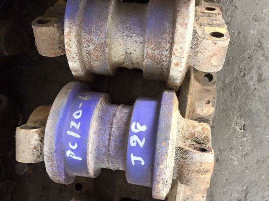 โรลเลอร์รถขุด komatsu pc120-3-5 เก่าเช็คนอกญี่ปุ่น ราคา 2,500 บาท โรลเลอร์รถขุด komatsu pc120-3-5 เก่าเช็คนอกญี่ปุ่น ราคา 2,500 บาท