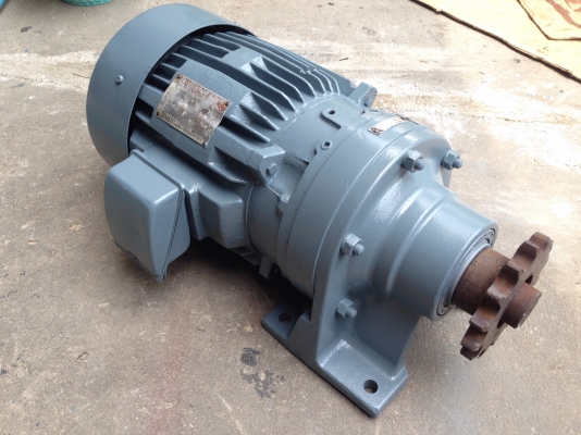 ขายมอเตอร์เกียร์ Cycro drive Sumitomo อัตราทด 1:17 พร้อมมอเตอร์ Mitsubishi 5HP. 380V สภาพดีเดิมๆ วิ่งนิ่ม พร้อมใช้งาน