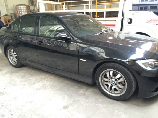 ขาย BMW 318 i ปี 2008 รถวิ่งไป 104,xxx กม. เครื่องดี ภายนอกสวย รถบ้านเจ้าของมือเดียว ซื้อป้ายแดงมา และขายเอง ภาษีเต็มเล่มพร้อมชุดโอน