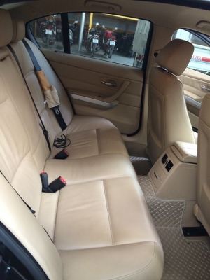 ขาย BMW 318 i ปี 2008 รถวิ่งไป 104,xxx กม. เครื่องดี ภายนอกสวย รถบ้านเจ้าของมือเดียว ซื้อป้ายแดงมา และขายเอง ภาษีเต็มเล่มพร้อมชุดโอน