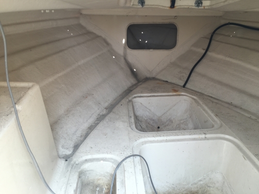 สำราญมารีน เรือญี่ปุนห้องนอน ห้องน้ำ18ฟุต