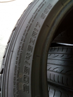 205/45R17 DUNLOP SP SPORT LM704 ชุด 4 เส้น tel.081-4273941 ไอดีไลน์ 0814273941